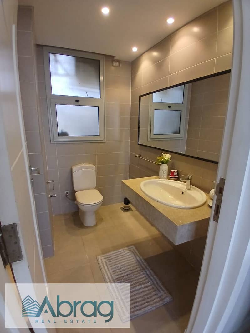 Apartment for rent, 154 sq m, two bedrooms, furnished and air-conditioned, Palm Parks compound, October - Więcej