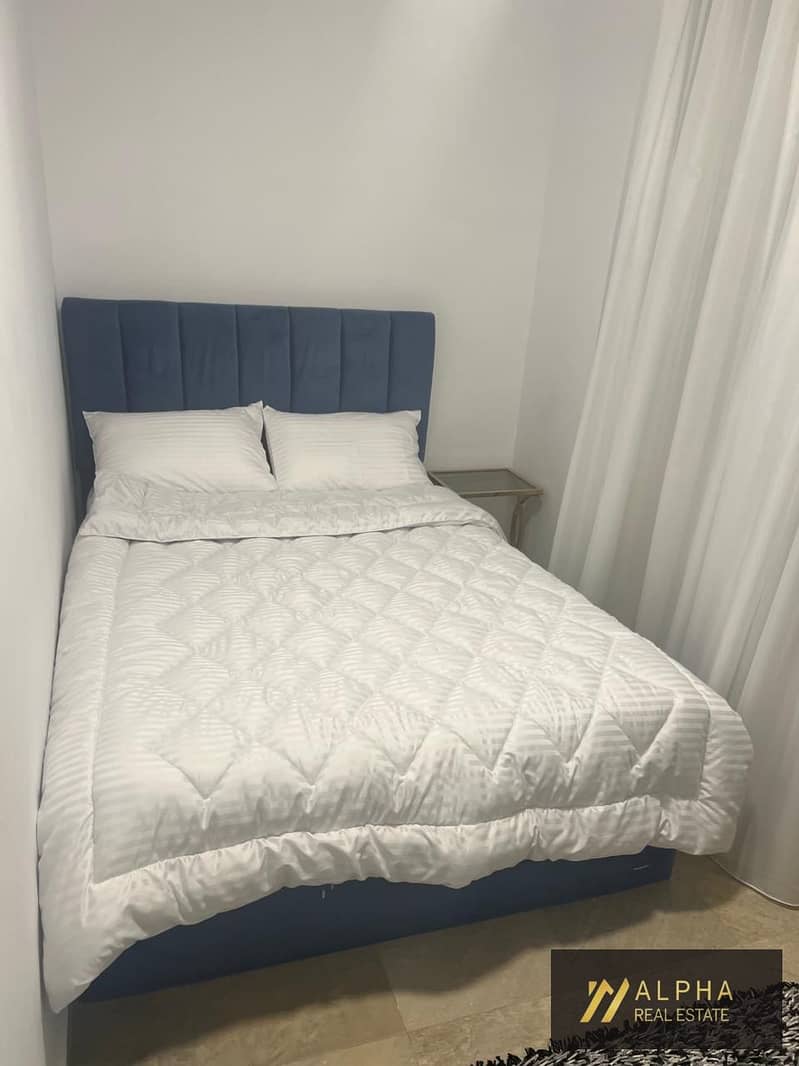 Fully furnished villa for rent in Sunrise Compound New Cairo 4 bedrooms nanny room roof room 3 bathrooms luxury finishing prime location family home - Widok 5