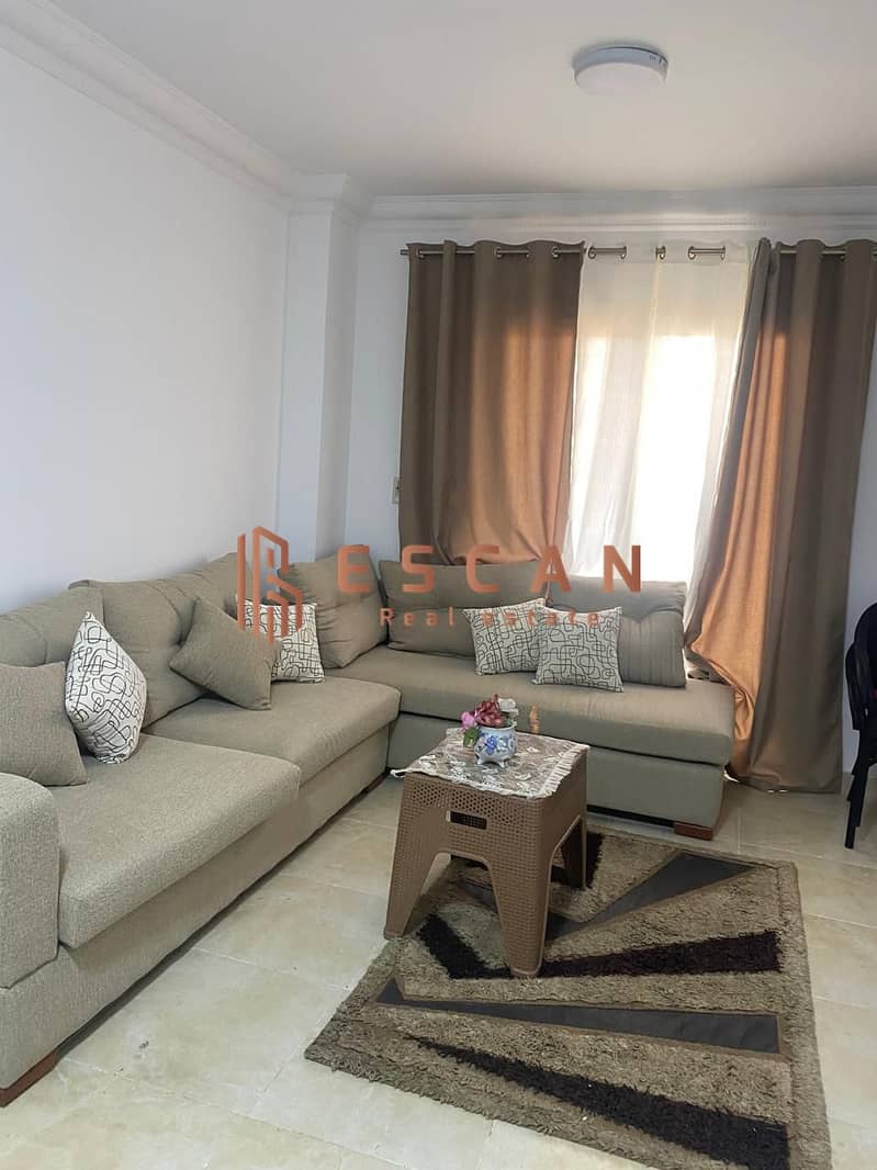 Furnished apartment for rent in the newest phase of Madinaty, B12, super lux finishing, Near services. - Widok 2
