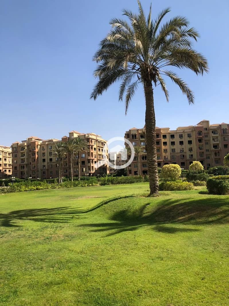 Apartment for sale in Rehab October City compound, Al-Nawadi Street, in the Golden Square, October Gardens - Bild 5