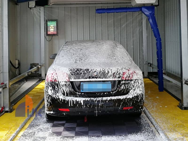 A unique investment opportunity: a car wash for sale, ready for immediate occupancy, with a down payment of only 538,000, located in the heart of 6th - Ansicht 5