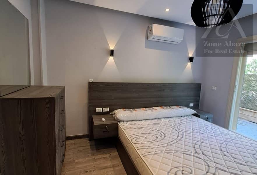 Penthouse for rent, great deal, with kitchen, air conditioning, dressing room, and water heaters, in Stone Residence Compound, Katameya, Cairo. 5 rooms. – pohled 5