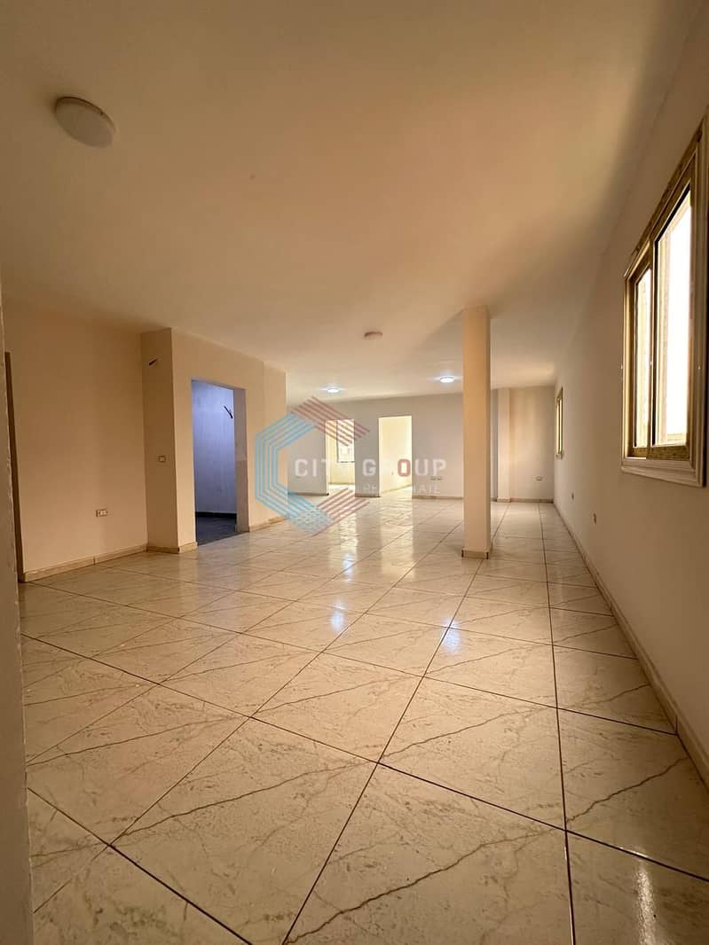 Administrative building for rent in a prime location in New Maadi, 2000 square meters. – pohled 4