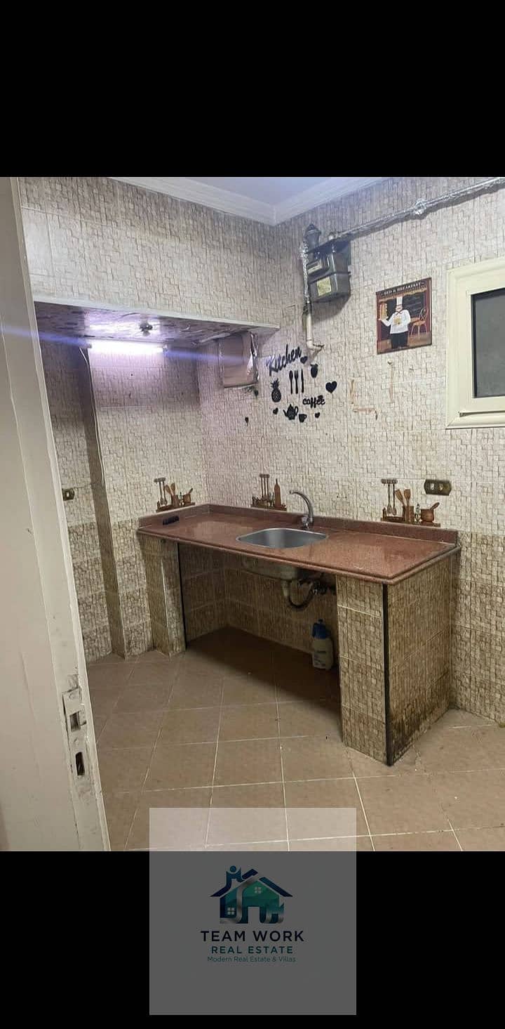 For legal rent: 108 sq m, 3 bedrooms, super deluxe, with an "old meter" next to Hyper One - Ansicht 6