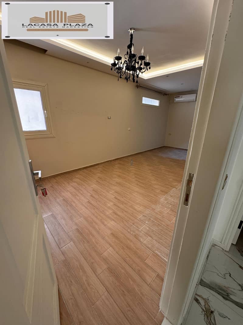 For rent, a vacant apartment in Compound Zayed Heights 250m, 4 rooms, 3 bathrooms, ground floor. - Widok 4