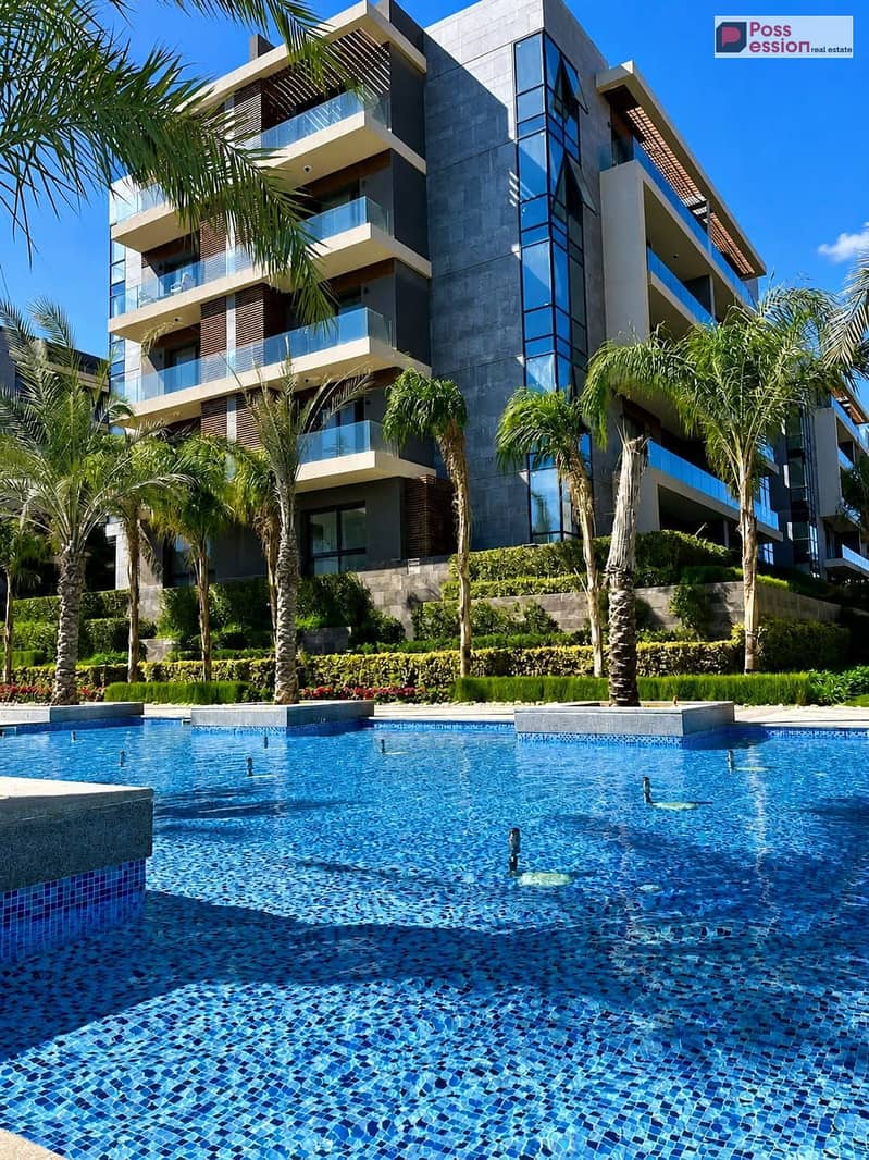 Fully Finished 4-Bedroom Apartment with garden for Sale in Patio Oro New Cairo - Widok 2