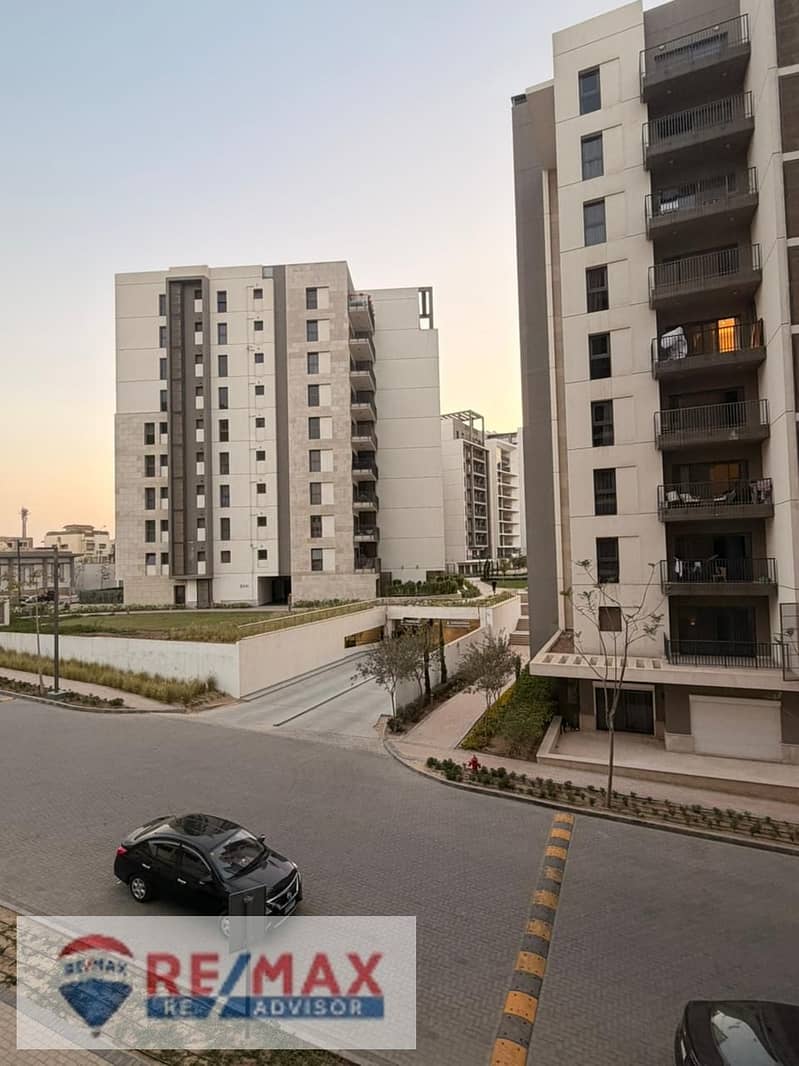 Furnished apartment for rent, high-end furnishings, in Zed West Compound - Sheikh Zayed - Aanzicht 3