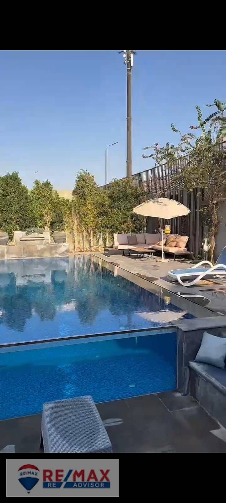 Furnished villa with swimming pool for daily rent, modern furnishings of the highest standard, in Al Reem Compound - Sheikh Zayed – pohled 4