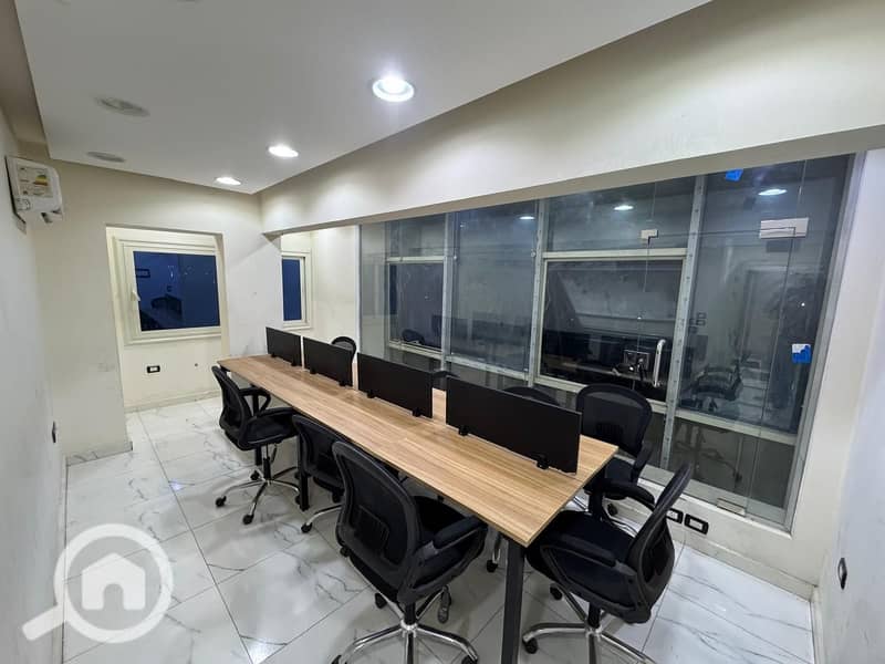 Office for sale 100 square meters with furniture and air conditioning in Saint Fatima Square - Widok 2