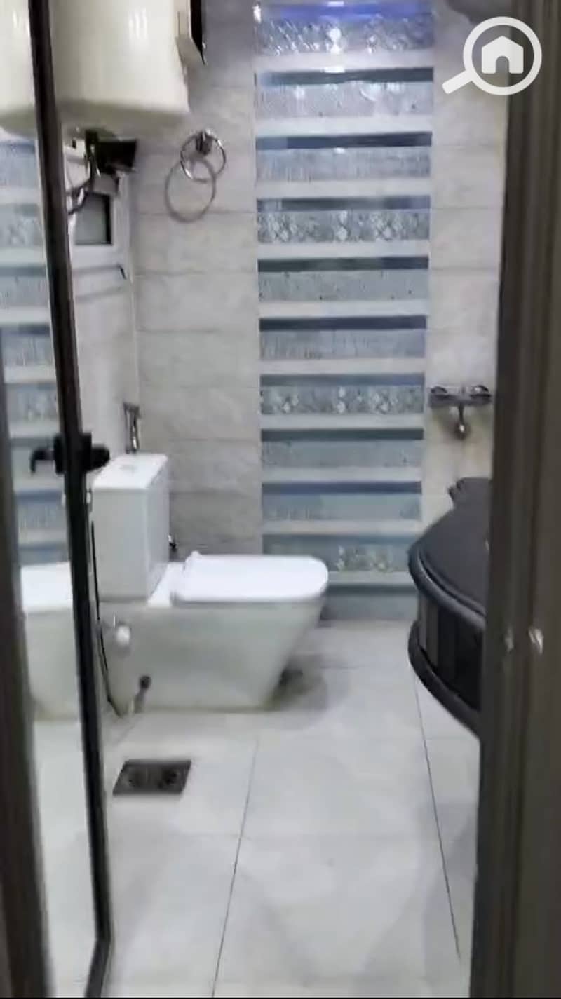 8 1000301396. jpg