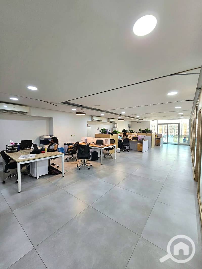 Office headquarters for rent 300m equipped for companies in Prime Location in Maadi - Widok 3
