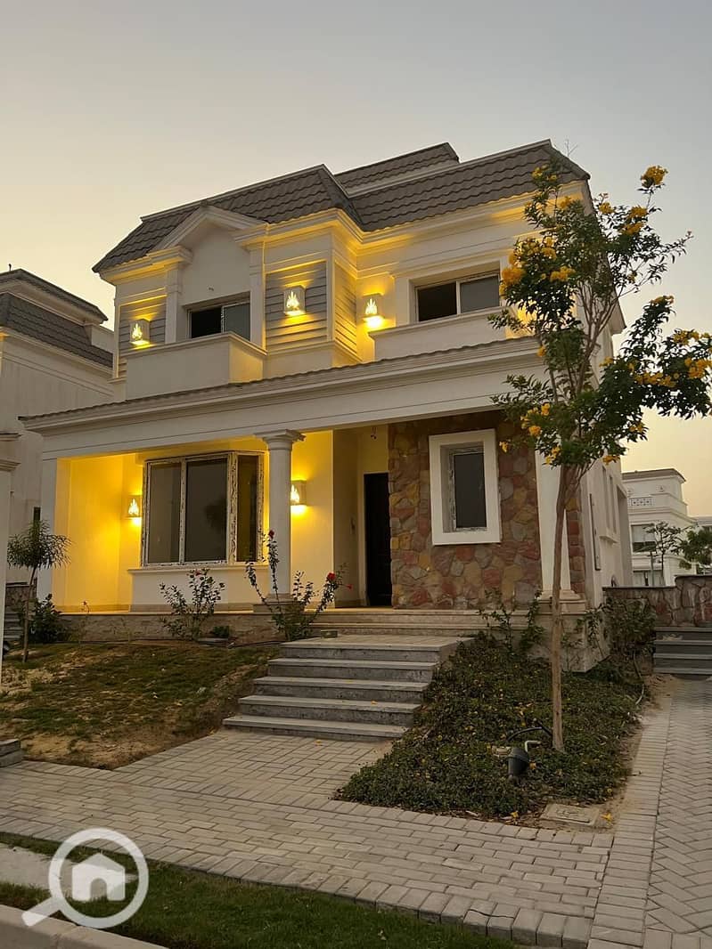 Ready-to-move Townhouse for immediate occupancy in a prime location in Mountain View 4, opposite New Giza and near Palm Hills and Al Jazeera Club. - Widok 2