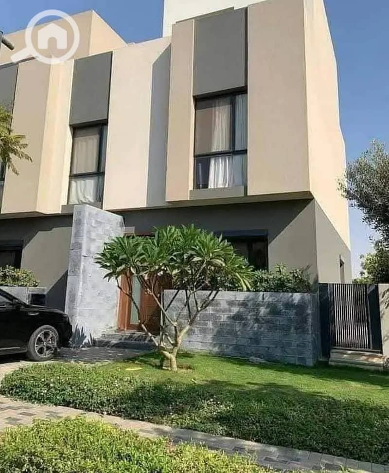 Luxury townhouse for sale in Al Shorouk, immediate delivery, with a stunning view of the swimming pool and landscape. - Ansicht 6