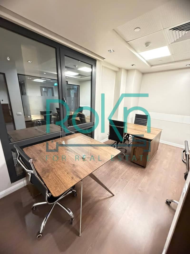 Office for rent, finished, furnished, modern, view of the plaza, Arkan Plaza, Al-Bustan Street - Central Axis - Ansicht 6