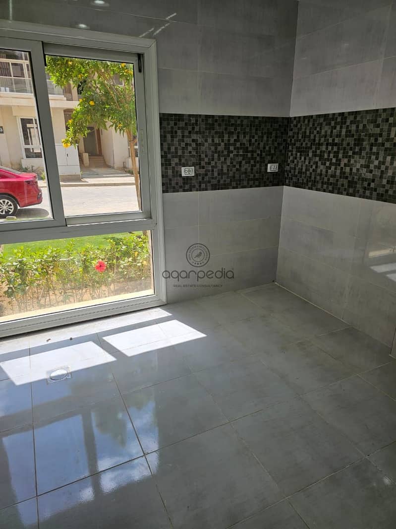 Immediate Rent with Fully Finished & ACs | 265m Villa Garden for Rent in Mountain View iCity New Cairo - Ansicht 5