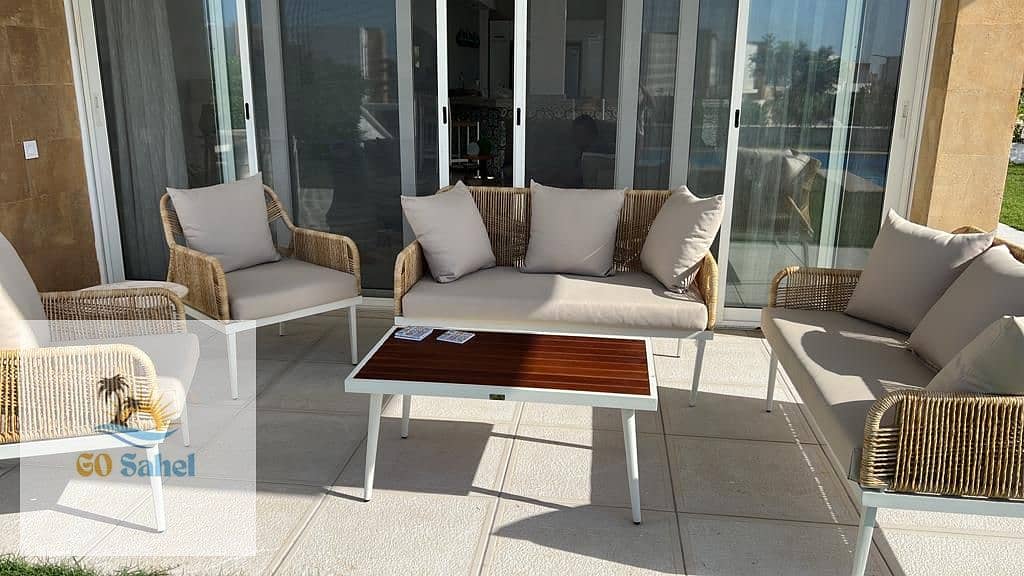 Villa for rent in Seashell — 4 bedrooms with a private pool, garden, and pool view. - Widok 5