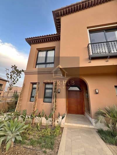 4 Bedroom Twin House for Sale in Sheikh Zayed, Giza - 688843567_1628628955066202_7146516624338827451_n. jpg 4 Bedroom Twin House for Sale in Sheikh Zayed, Giza - 688843567_1628628955066202_7146516624338827451_n. jpg