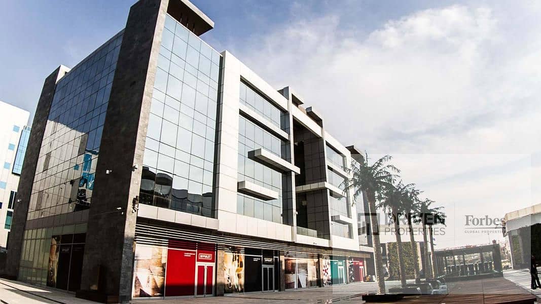 Fully Finished Clinic with ACs for Rent in Twin Towers Sheikh Zayed Direct on the 26th of July Axis - Widok 2