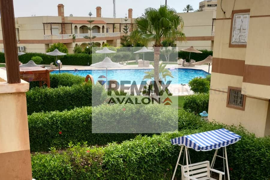 Own Your Summer Home Now – Elegant Townhouse with Pool & Landscape View - Widok 3