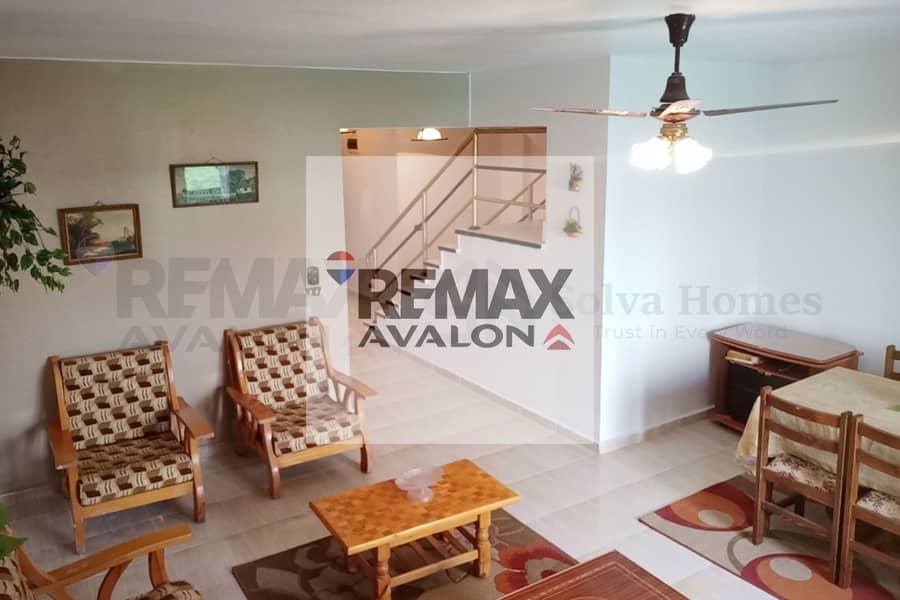 Own Your Summer Home Now – Elegant Townhouse with Pool & Landscape View - Widok 6