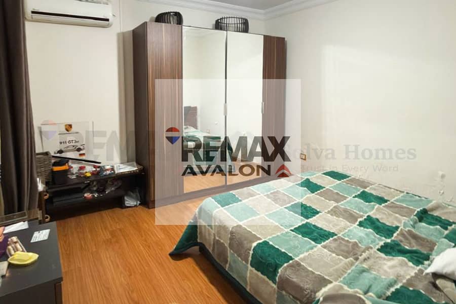 Apartment for Sale in Azarita – Prime Tram View & Prestigious Building – pohled 5