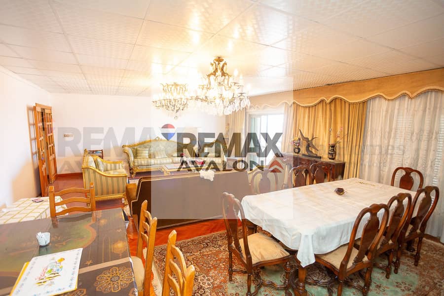 Apartment for Sale with Full Sea Views in Gleem (Directly on the Sea) – Private Spacious Roof - Mehr