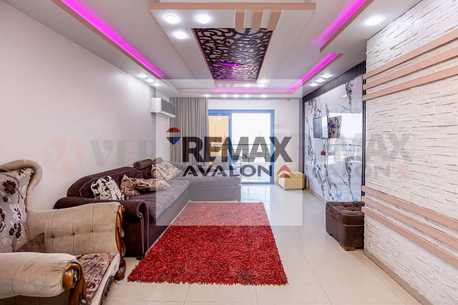 Apartment for sale, licensed with all utilities, 150 m in Miami (directly on the beach) – pohled 3