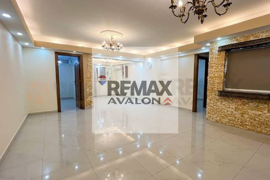 Apartment for sale with immediate delivery, open view, 131 m, Moharram Bek (Moharram Pasha neighborhood) - Aanzicht 2