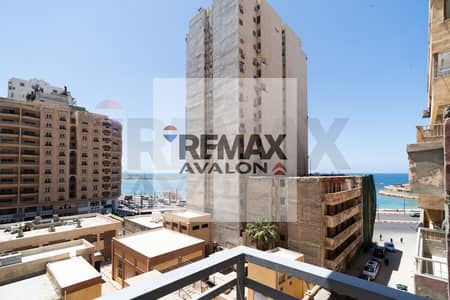 شقة 3 غرف نوم للبيع في ميامي، الإسكندرية - 1. jpg