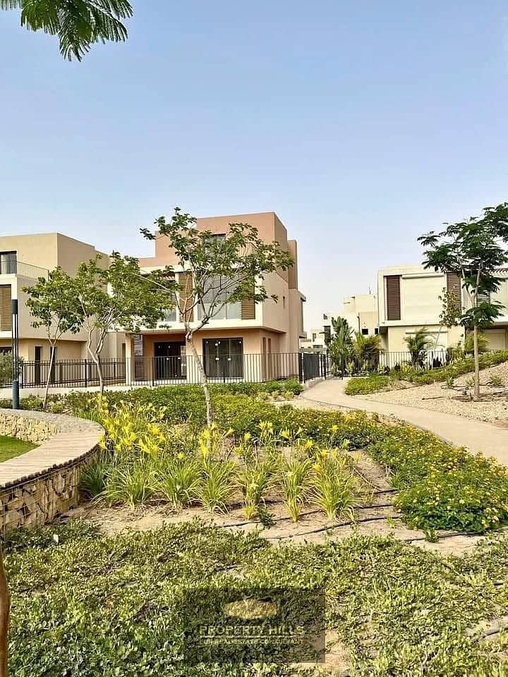 Get a villa now instantly at a bargain price with the best view of the pyramids - Więcej