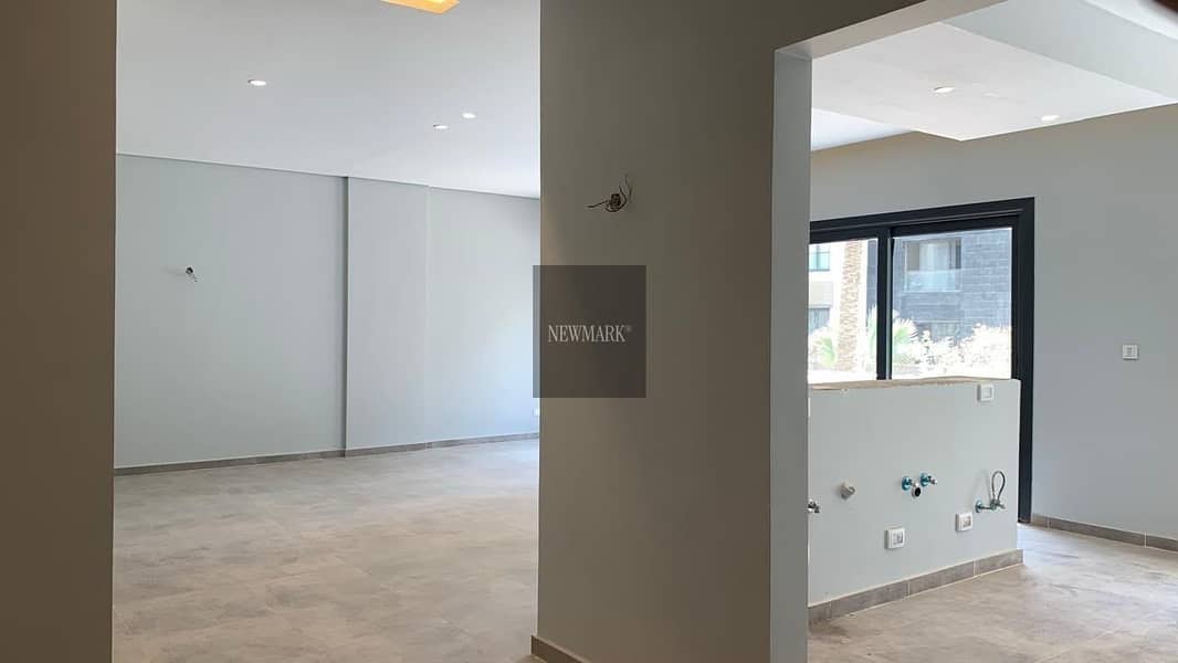 Large Ready Fully finished smart duplex 230 m + 55 Garden for sale in Trio Gardens, Fifth Settlement , Newcairo Next to palmhills & Mountain view – pohled 5