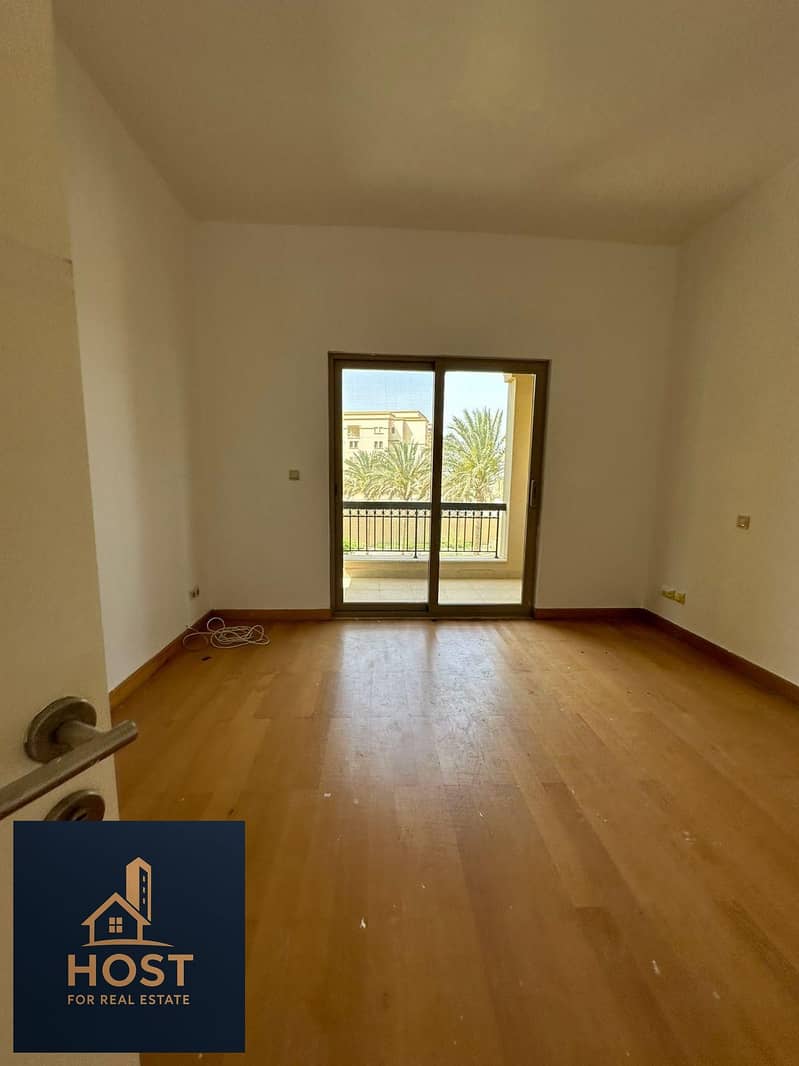 Twinhouse for rent in uptown cairo 4 bedrooms - Mehr