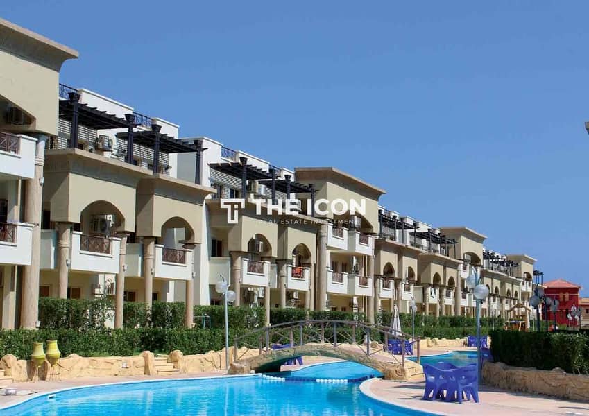 Last chalet 120m + roof (super lux finishing). 50% cash discount makes the price 3,080,000 EGP only - Więcej