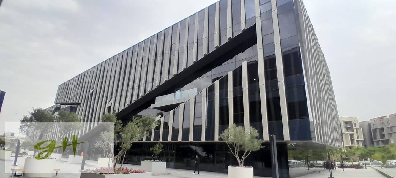Finished Office Ready to Move For Sale in Eastown Sodic New Cairo - Widok 2