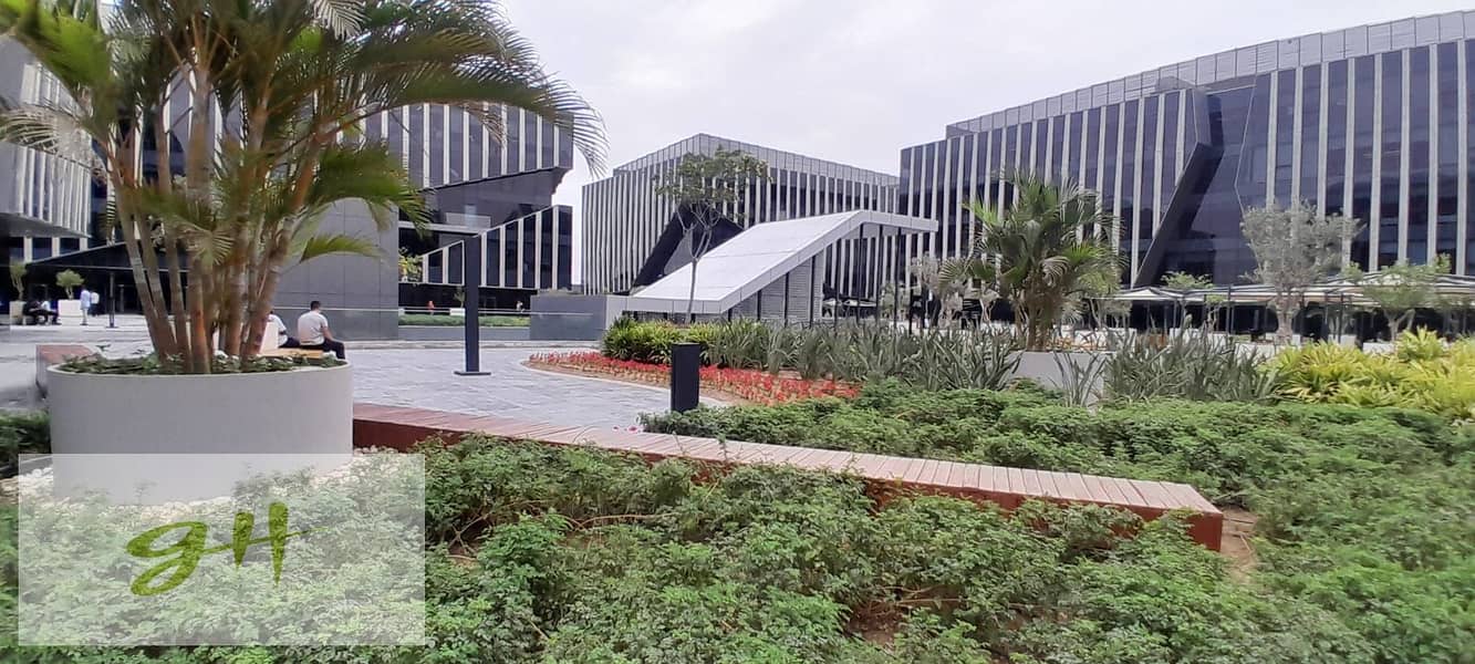 Finished Office Ready to Move For Sale in Eastown Sodic New Cairo - Widok 6