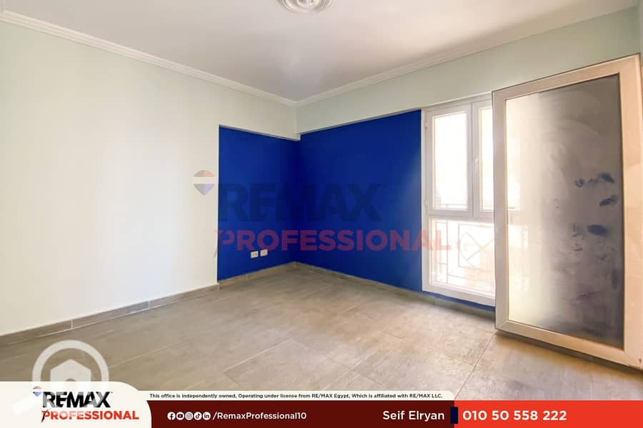 Licensed, open view apartment for sale in Smouha, 165 m - Mehr