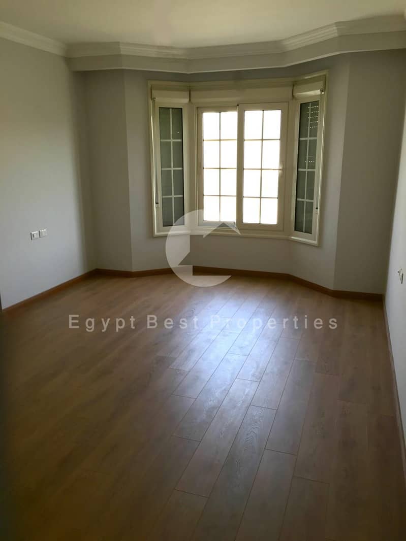 Standalone villa for rent with a private swimming pool and private garden in Lake View, 5th Settlement Compounds new cairo - Ansicht 4