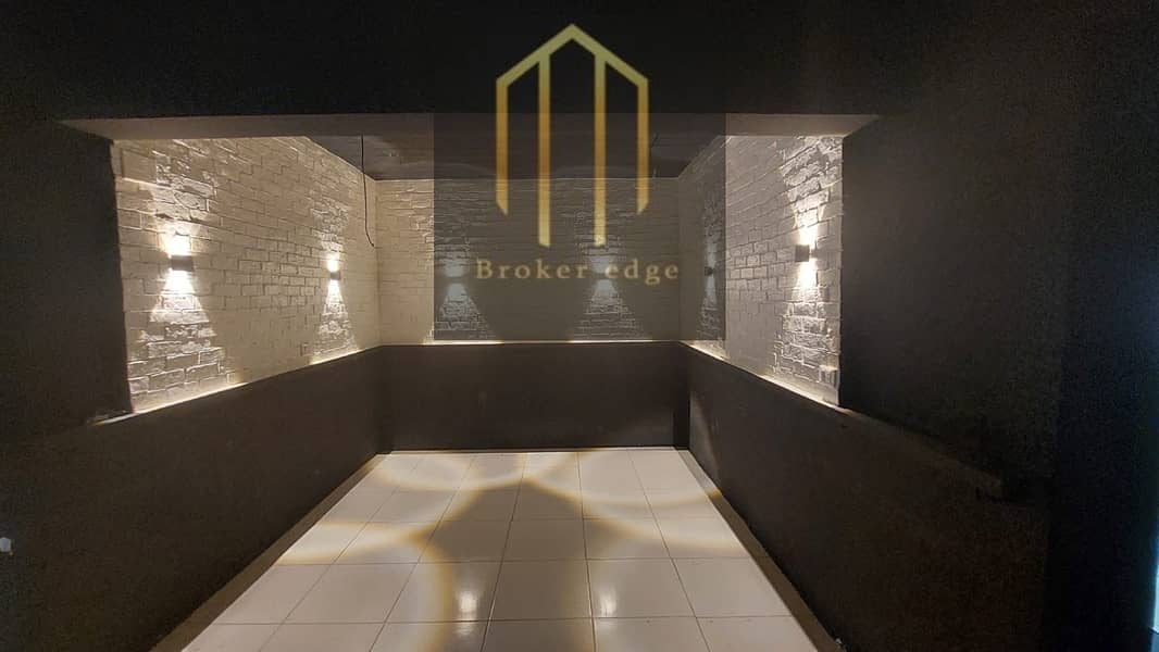 Store for rent in Hijaz Square, 140 meters next to Albrandat Bridge - Ansicht 2