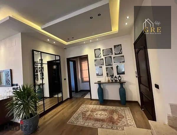 Duplex for sale in Sixth Settlement, October 6, 270 sqm, 3 bedrooms including a master with dressing and private bathroom, reception with 3 pieces and living room, upscale and distinguished location close to services. - Widok 4
