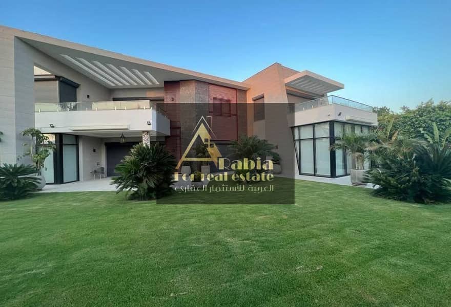 Luxury Castle for Sale with Stunning Lake View – A One-of-a-Kind Masterpiece - Ansicht 2
