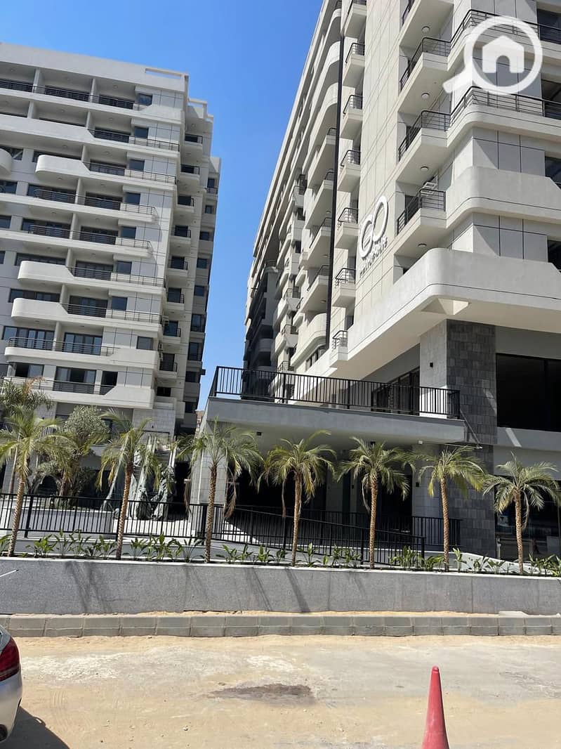 For sale: Ground floor commercial shop, immediate delivery, in Gou Heliopolis, Nasr City, on Nozha Road and next to City Stars, with installments over - Więcej
