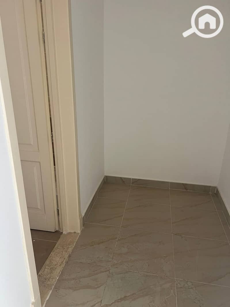 5 56f16bbc-5ac0-4124-85bd-3e0af6d8bed6. jpg