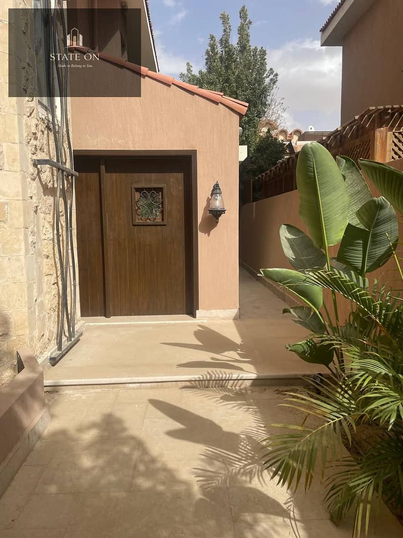 Luxury villa for rent with an open lake view, super deluxe finishing, 4 master bedrooms in River Walk Compound, First Settlement, next to Waterway - Ansicht 2