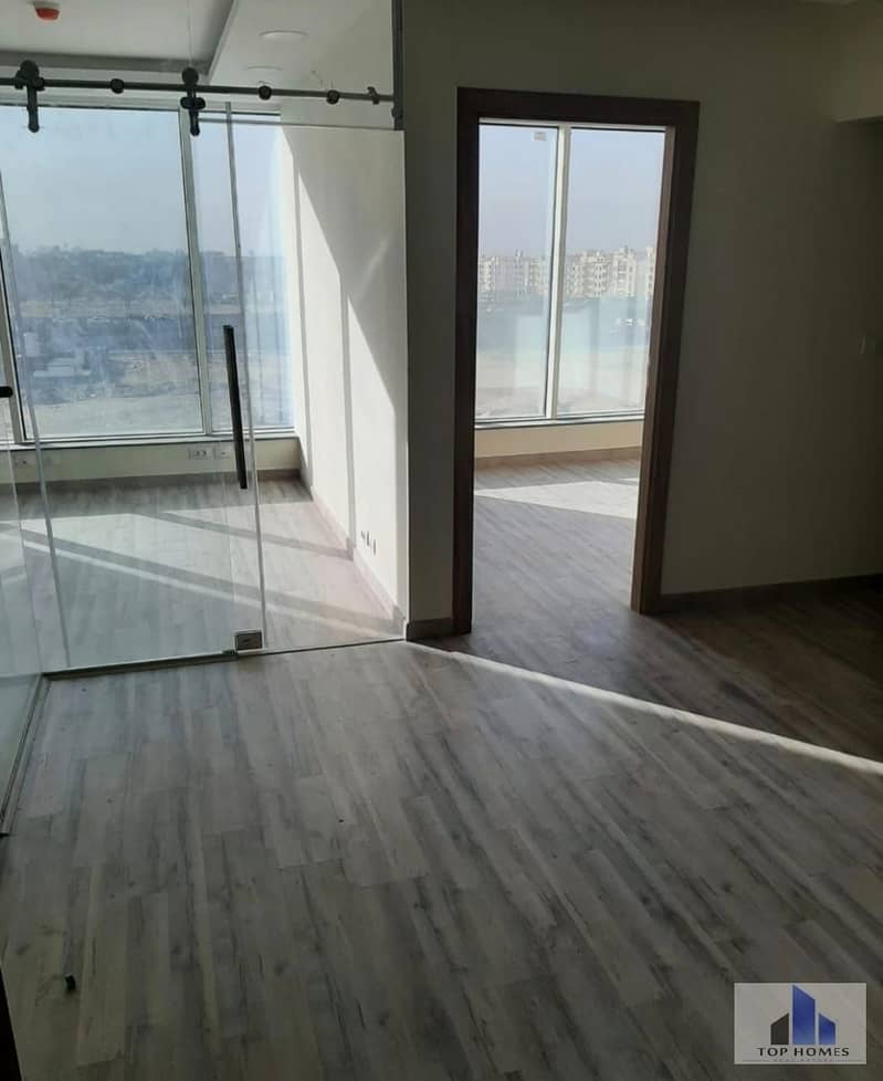 Office space for rent 80 sqm fully finished / ACs in a prime location in Trivium Square South 90th 5th Settlement - Widok 3