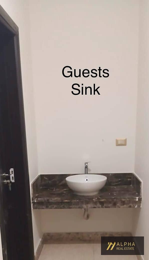 26 1000333159. jpg