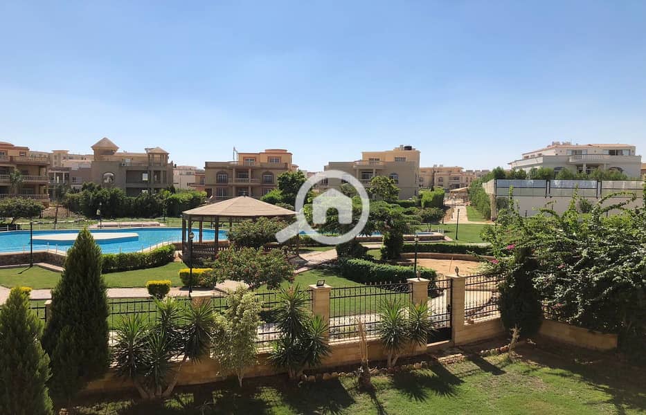 Prime Location Townhouse Villa Ready-to-Move Near Waterway 1 & Garden 8| La Rosa Compound | New Cairo - Ansicht 6
