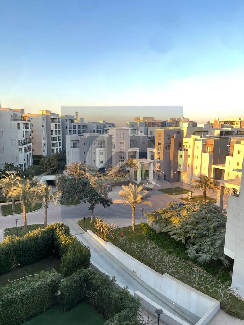 For Sale 3-Bedroom Apartment with Nanny Room in CFC Living, New Cairo – pohled 2