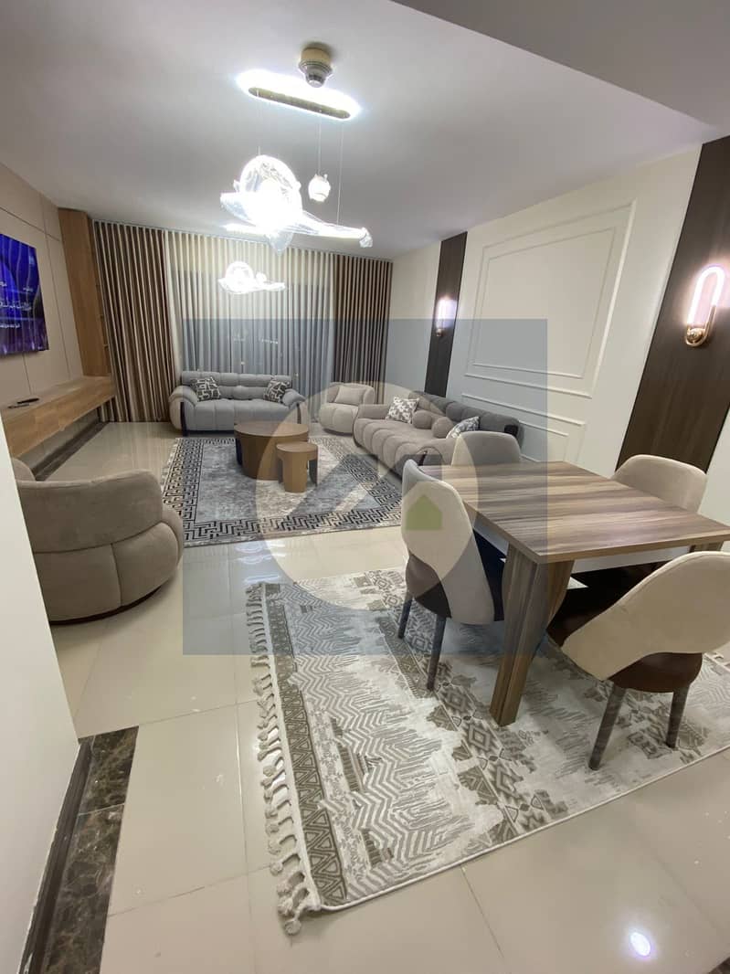 For Rent First Use Fully Furnished 2-Bedroom Duplex in Porto New Cairo - Widok 5