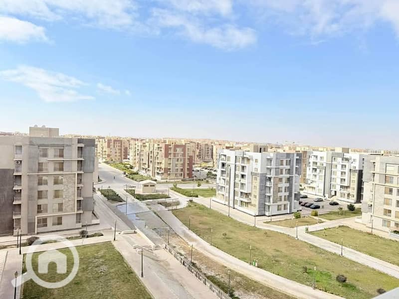 For sale, an apartment in Dar Misr Compound, Al-Andalus, phase two, in front of Hyde Park Zone 1. - Widok 2