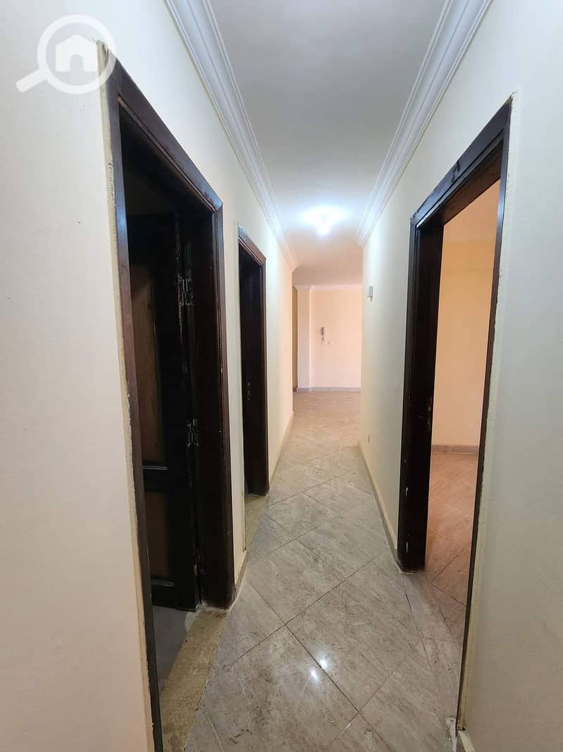 For sale, an apartment in Dar Misr Compound, Al-Andalus, phase two, in front of Hyde Park Zone 1. - Widok 6
